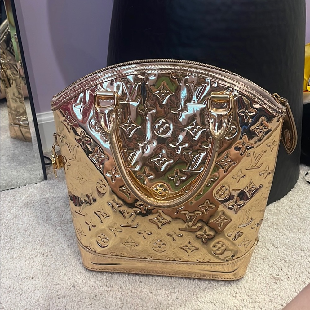Louis Vuitton Gold Shoulder Bag with Iconic Monogram